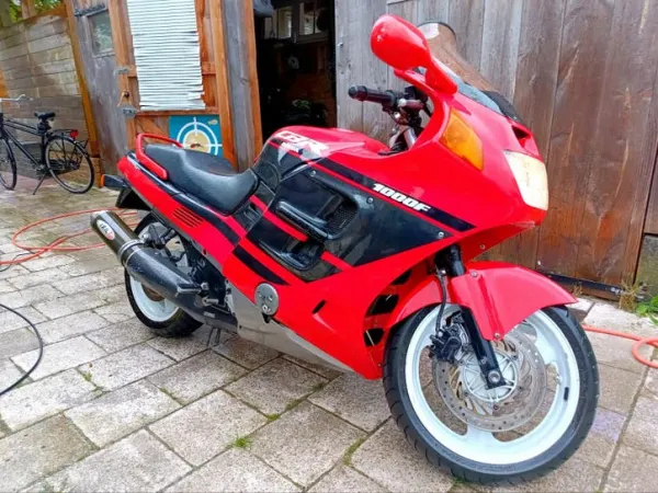 1990 Honda CBR 1000 F - € 1.235 · Bieden (1/1)