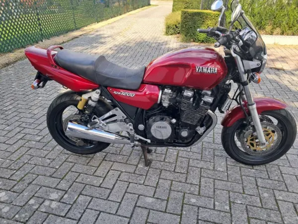 Bouwjaar onbekend Yamaha XJR 1200 - € 2.450 · Bieden (1/1)