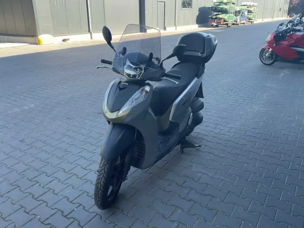 Year unknown Honda SH 300-Motorcycle - Price on request (1/1)