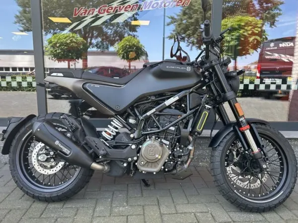 2024 Husqvarna Svartpilen - € 4.990 (1/1)