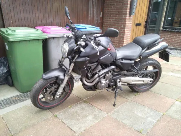 Bouwjaar onbekend Yamaha MT 03 - € 2.500 · Bieden (1/1)