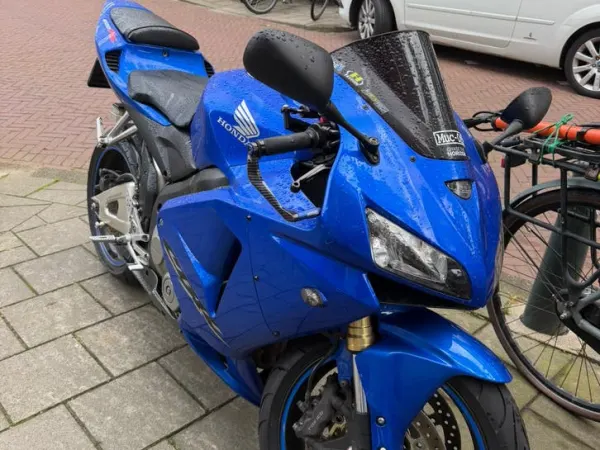 Bouwjaar onbekend Honda CBR 600 RR - Gereserveerd (1/1)