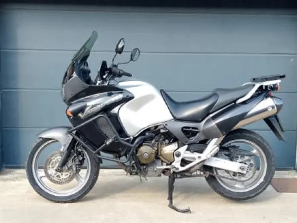 2002 Honda Varadero - € 1.750 · Bieden (1/1)