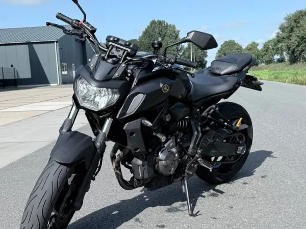 2018 Yamaha MT-07 - € 5.495 · Bieden (1/1)