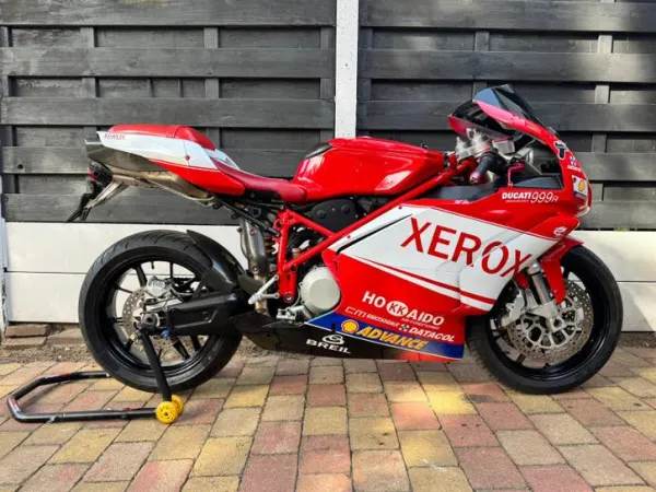 2005 Ducati 749 | 34.292 km | Zeer Nette Staat | Sportief Geluid - €4,998 · Bidding (1/1)