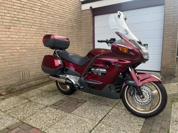 2000 Honda ST 1100 - €2,650 (1/1)