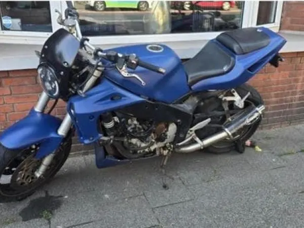 Bouwjaar onbekend Yamaha FZR 1000 - € 500 (1/1)