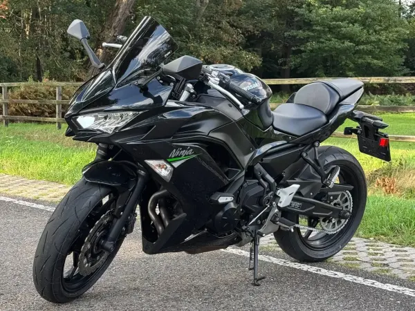 2020 Kawasaki Ninja 650 - € 7.500 (1/1)