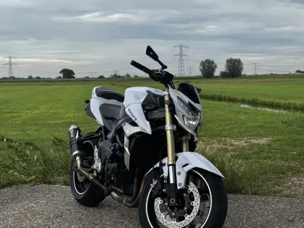 2011 Suzuki GSR 750 - €6,399 (1/1)