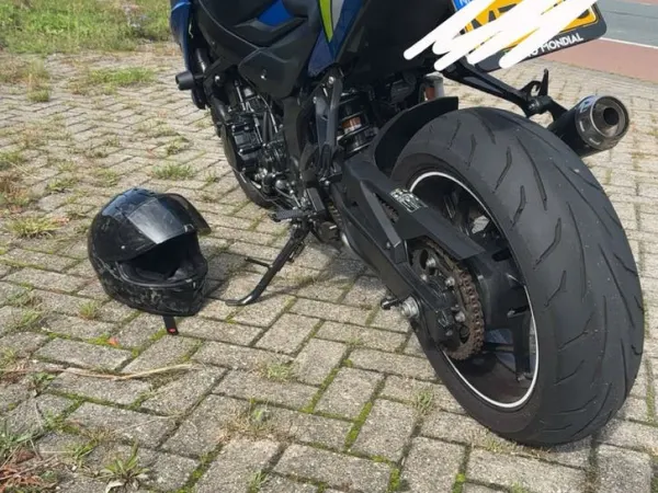 2020 Suzuki GSX-S 750 ABS 2020-Sportieve Naked Bike - € 7.100 · Bieden (1/1)