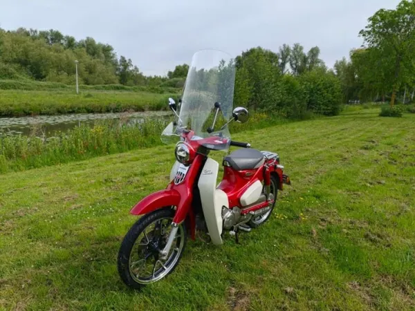 Year unknown Honda Super Cub C 125 - €4,000 · Bidding (1/1)
