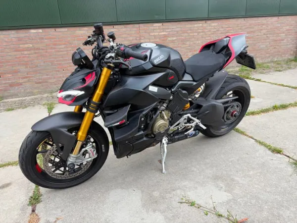 2021 Ducati Streetfighter V4 - € 21.950 (1/1)