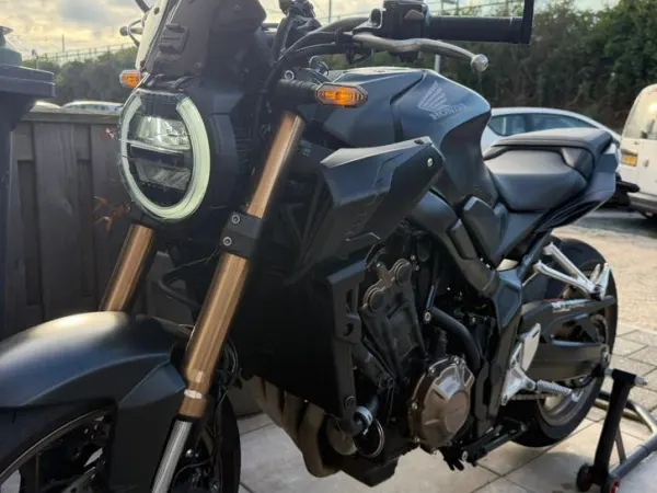 2022 Honda CB 650 R - € 6.750 (1/1)
