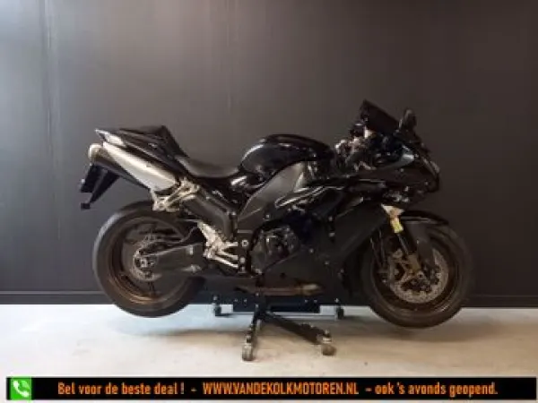 2006 Kawasaki ZX 10R - € 4.950 (1/1)