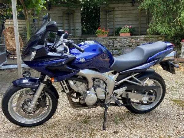 2005 Yamaha FZ 6 Fazer - € 3.250 · Bieden (1/1)