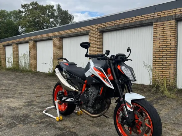 2021 KTM 890 Duke R - €8,950 (1/1)