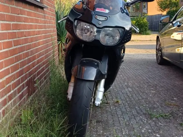 Year unknown Honda Fireblade - €2,700 · Bidding (1/1)