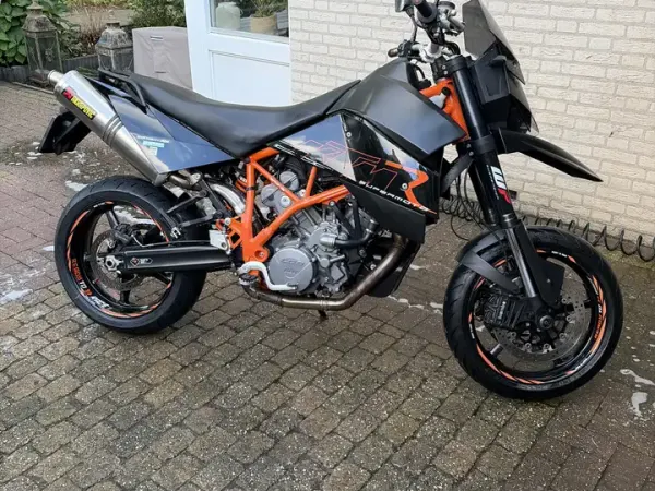 2011 KTM 950 Supermoto - €5,750 (1/1)