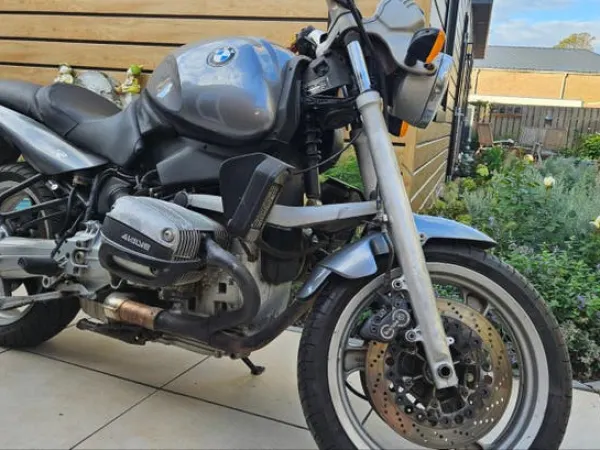 Bouwjaar onbekend BMW R 850 R - € 1.200 · Bieden (1/1)