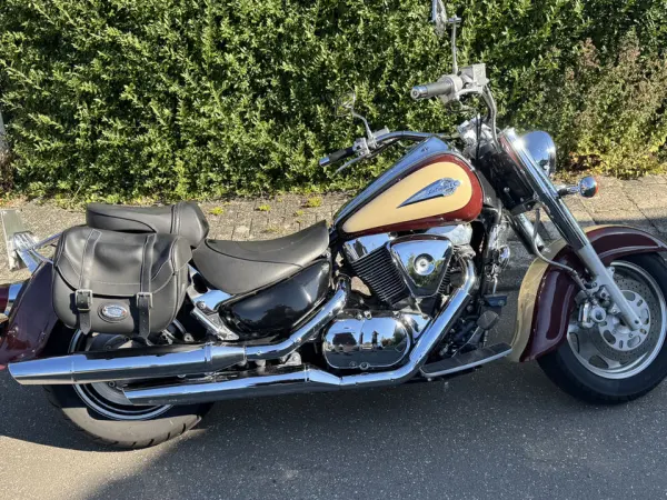 1997 Suzuki VL1500 Intruder LC - €3,950 (1/1)