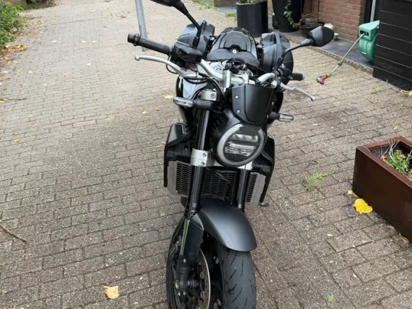 Bouwjaar onbekend Honda CB 1000 R - € 10.000 · Bieden (1/1)
