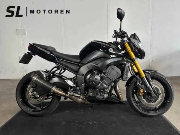 2011 Yamaha FZ8 (2011)-sportuitlaat-zwart ( f z 8 ) - € 3.750 (1/1)