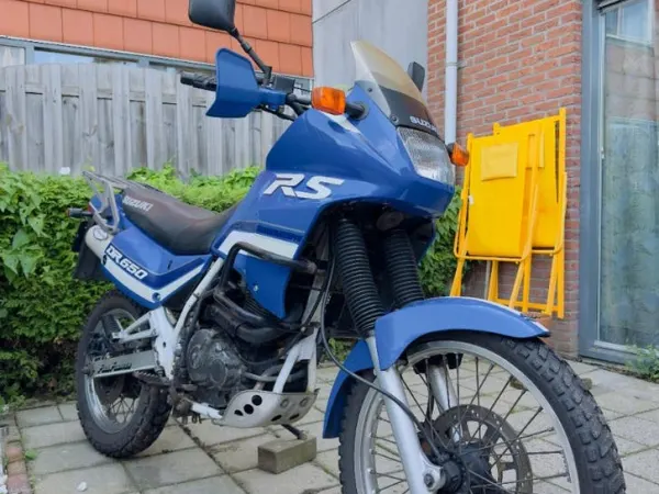 1990 Suzuki DR 650 - € 1.950 (1/1)