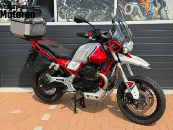 2020 Moto Guzzi V 85 TT Evocative Graphics 850 - €8,795 (1/1)