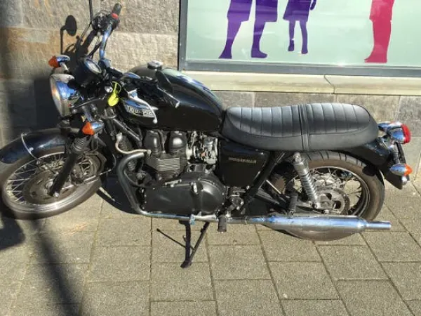 Year unknown Triumph Bonneville T100 – Bouwjaar 2007 – Zwart - Bidding (1/1)