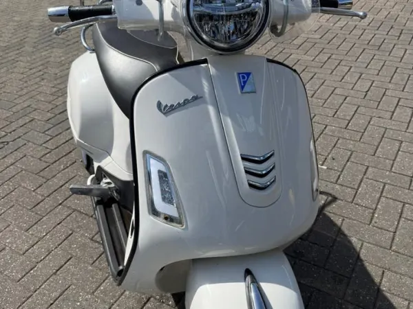2016 GTS 250 - € 2.900 · Bieden (1/1)