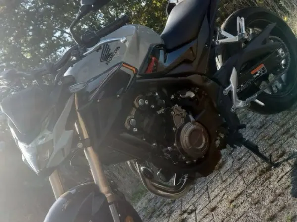 2024 Honda CB500F-Naked Bike - € 7.300 · Bieden (1/1)