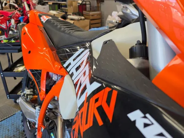 Year unknown KTM 300 EXC (bj 2027) - €15,099 (1/1)