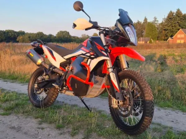 2022 KTM Adventure R, 3700km, Akrapovic - €11,900 (1/1)