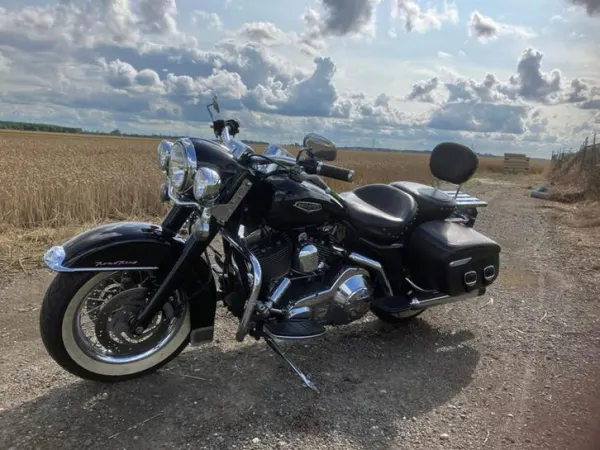 Year unknown Harley-Davidson Road King - €8,000 · Bidding (1/1)