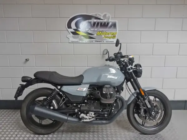 2025 Moto Guzzi V 7 Sport - € 10.950 (1/1)