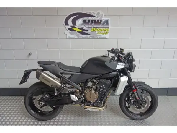 2025 Husqvarna Svartpilen 801 - € 10.550 (1/1)