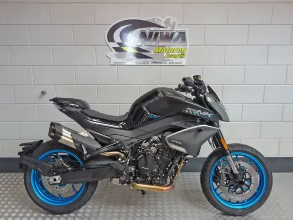2025 Cfmoto 800 NK - €8,499 (1/1)