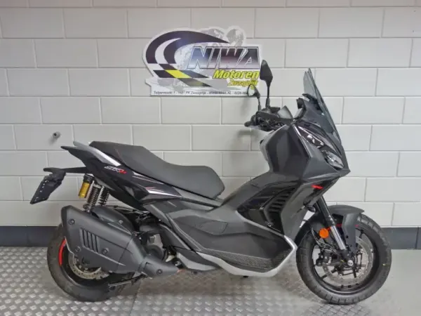 2026 Aprilia SR GT 400 - € 7.900 (1/1)