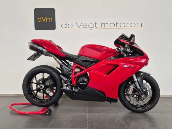 2011 Ducati 848 - €8,295 · Bidding (1/1)