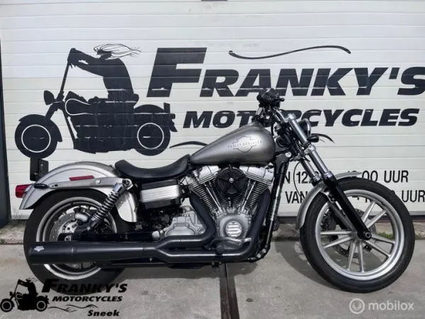 2009 Harley-Davidson Dyna Super Glide Custom Weinig kms - €9,250 (1/1)