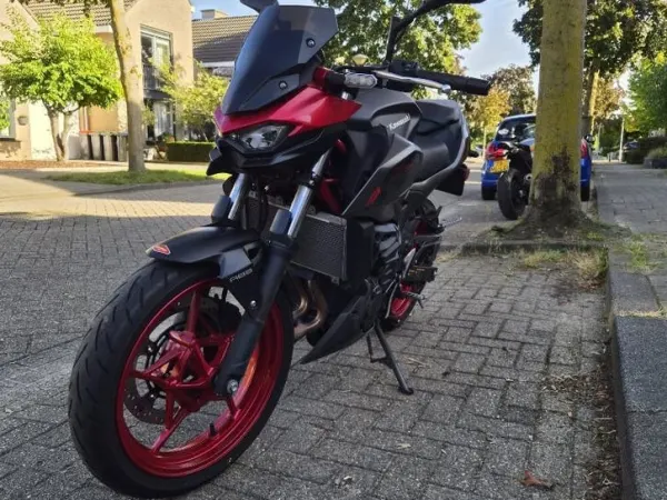 2025 Kawasaki Z 500 - Gereserveerd (1/1)
