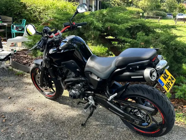 2010 Yamaha MT-03 - € 2.700 (1/1)