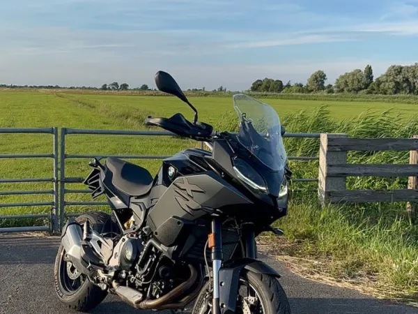 2022 BMW F900XR A2 Triple Black - € 10.950 (1/1)