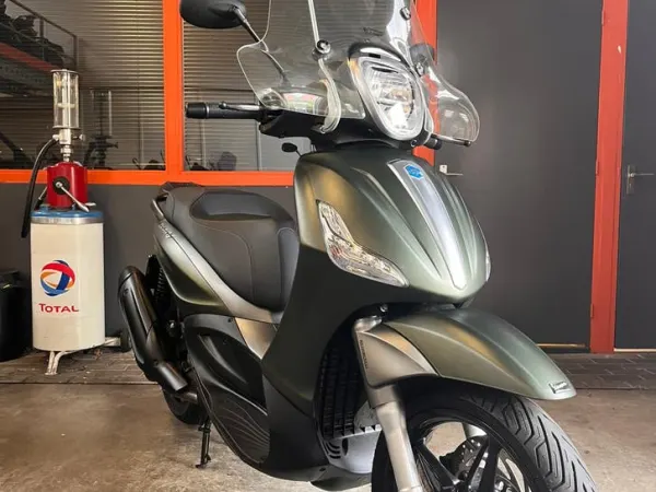 2019 Piaggio Beverly 350 - €4,249 (1/1)