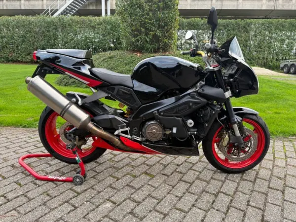 2005 Aprilia Tuono 1000 - €3,400 (1/1)