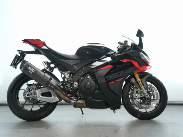 2025 Aprilia RSV4 1100 Factory - €25,990 (1/1)