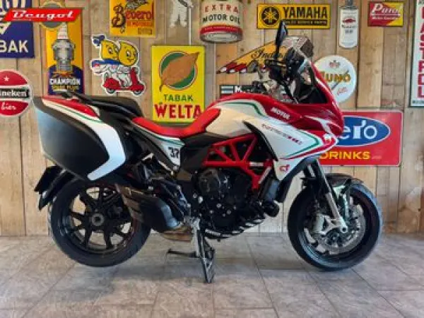 2017 MV Agusta Turismo Veloce 800 RC - € 15.500 (1/1)