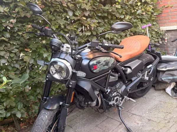 Year unknown Ducati Scrambler Full Throttle - €7,000 (1/1)