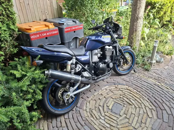 1997 Kawasaki ZRX 1100 - € 2.800 (1/1)