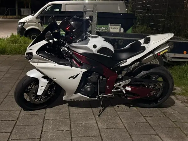 Bouwjaar onbekend Yamaha YZF R1 - € 9.850 (1/1)